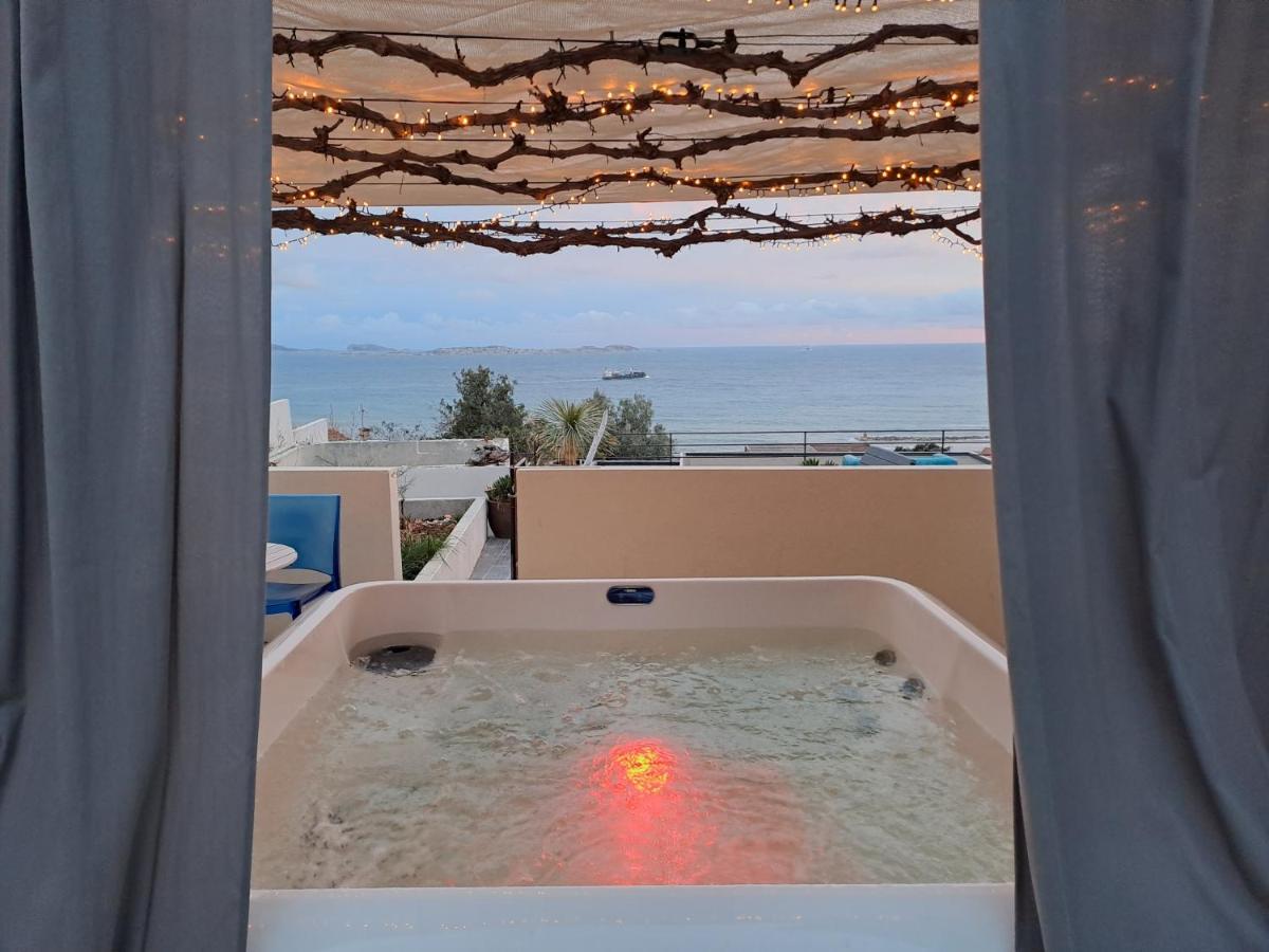 King Suite Sea View