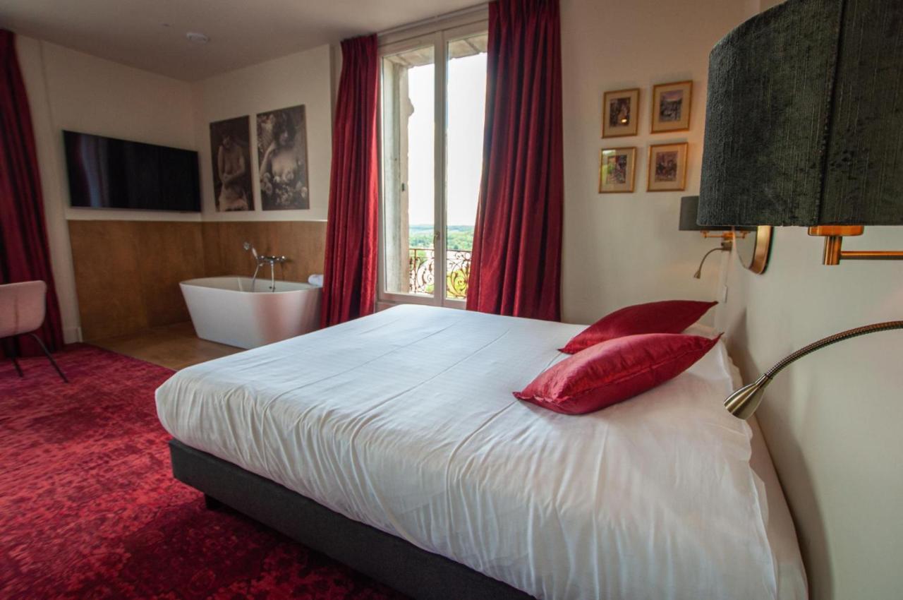 Suite with River View