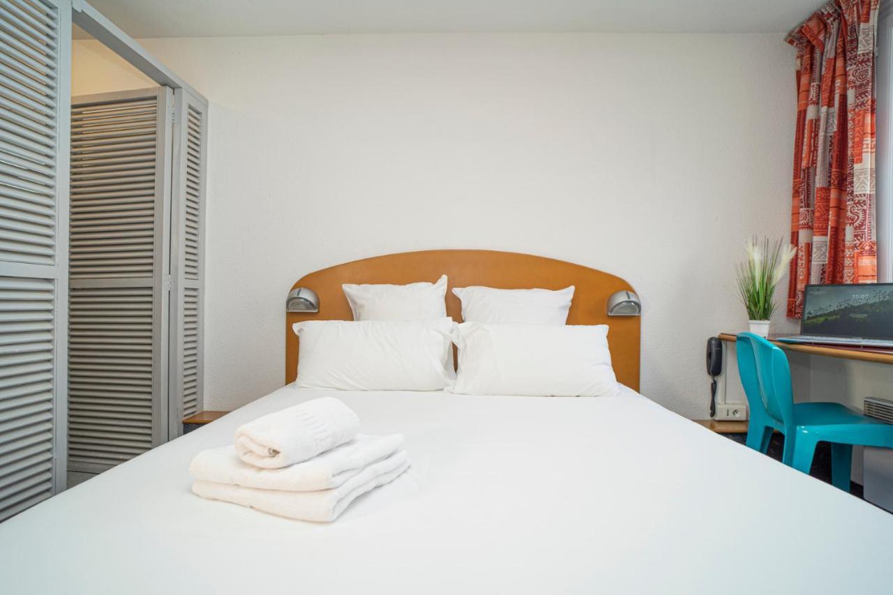 Double Room,696852363:JPEG