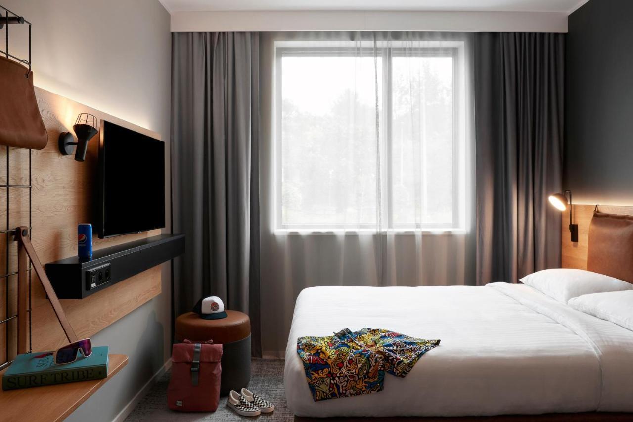 Moxy Queen Room Pool Access Terrace