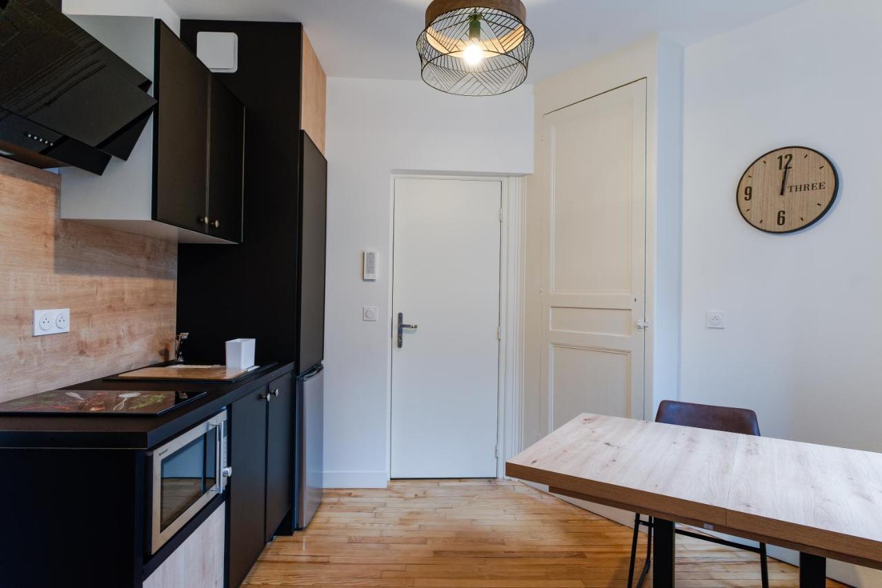 One-Bedroom Apartment,1358731739:JPEG