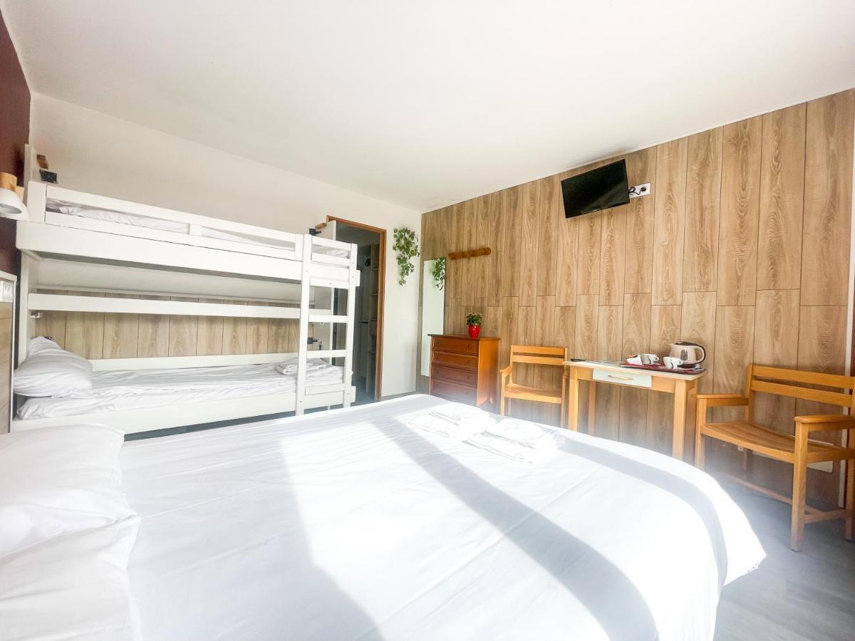 Quadruple Room Mountain View
