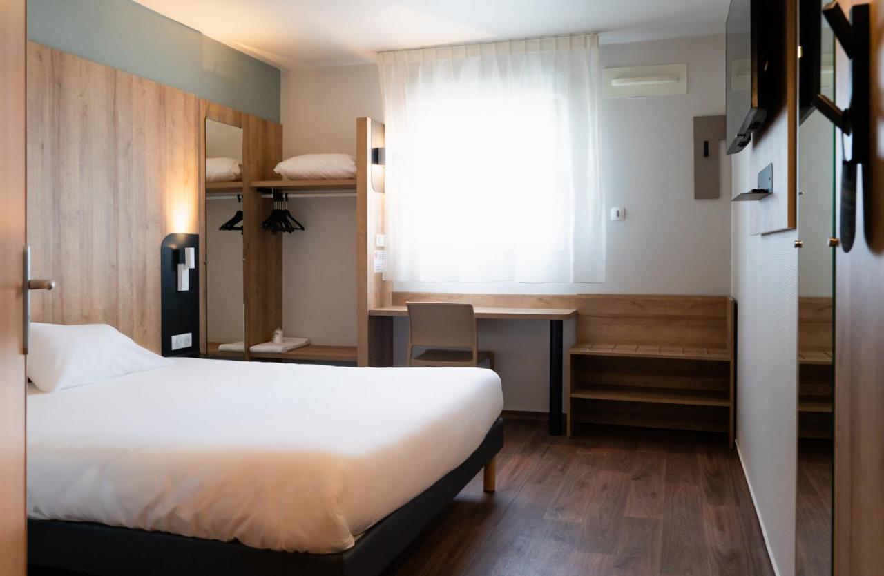 Chambre Double - Accessible aux Personnes à Mobilité Réduite