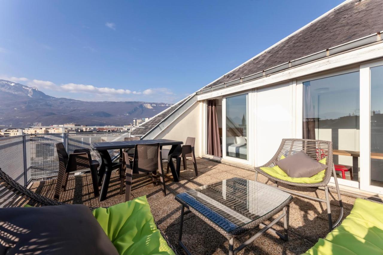 Superior Studio terrace