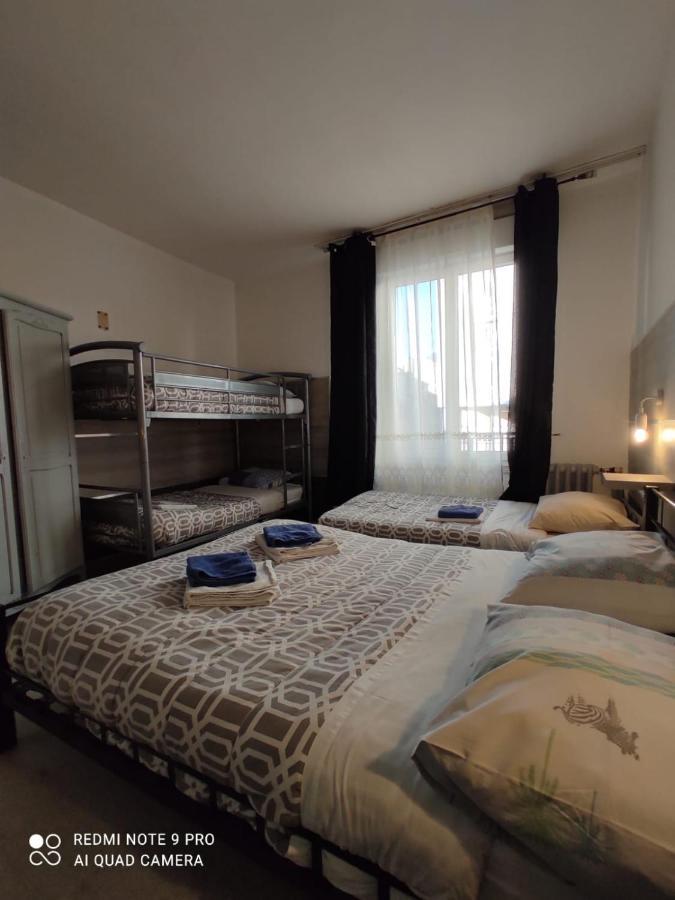 Camera Familiare
