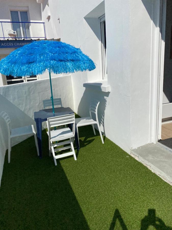 Apartment Terrace,1376411882:JPEG