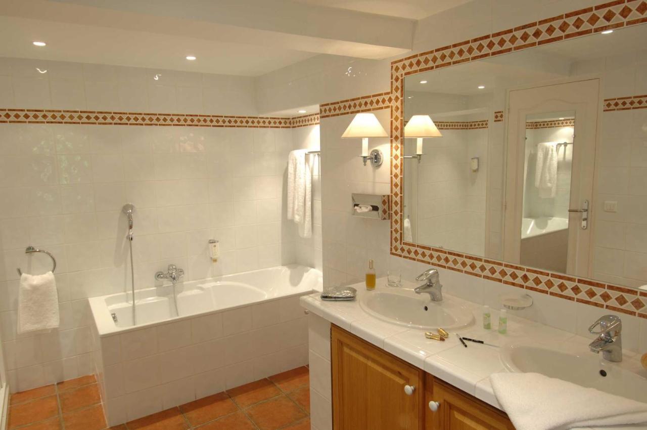 Privilege Room