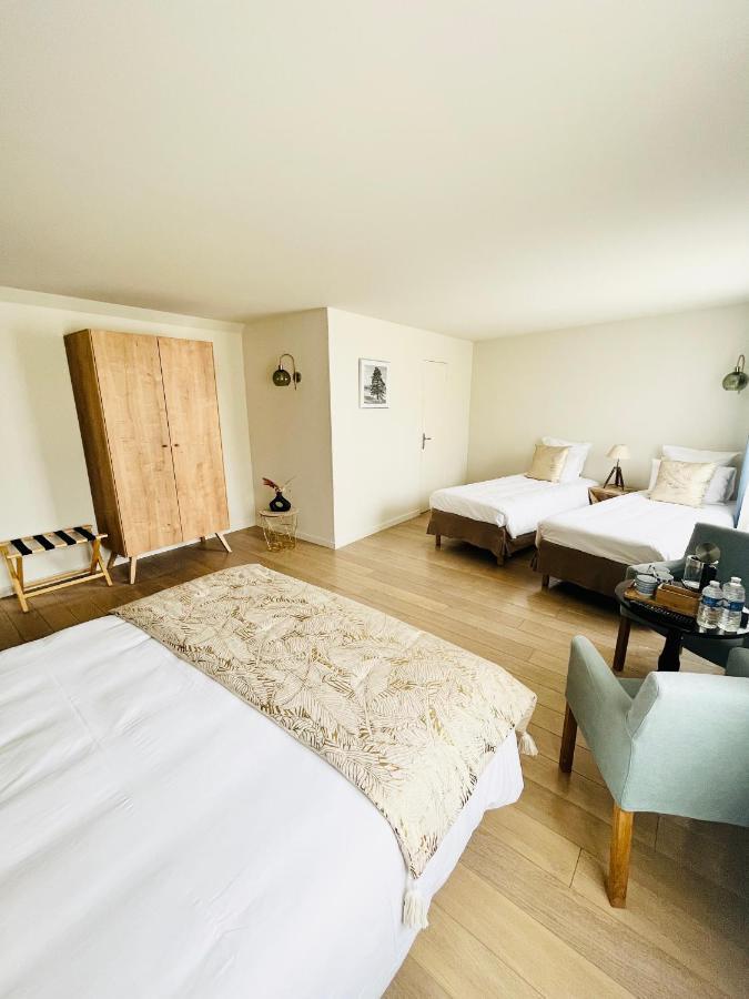 Quadruple Room,1396615016:JPEG