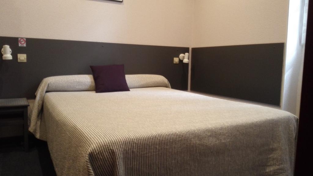 Budget Double Room,140623665:JPEG