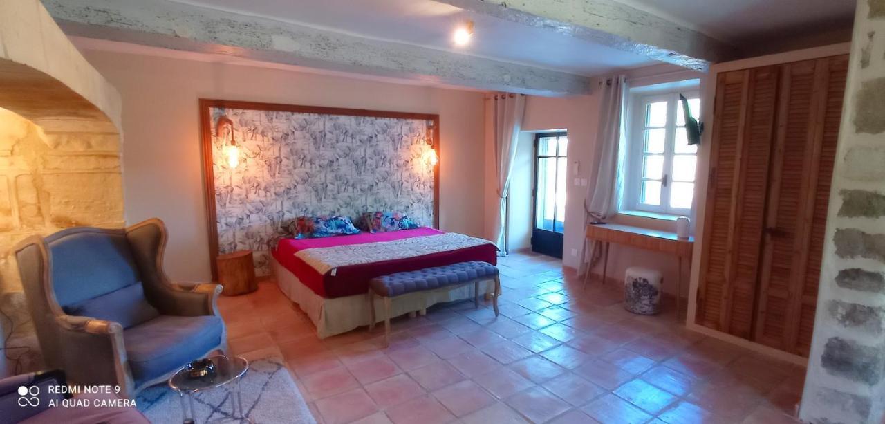 Deluxe King Room,1409578211:JPEG