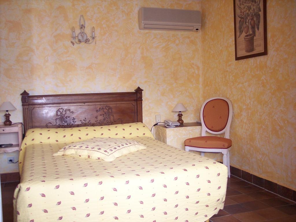 Camera Superior Matrimoniale/Doppia con Letti Singoli con Terrazza