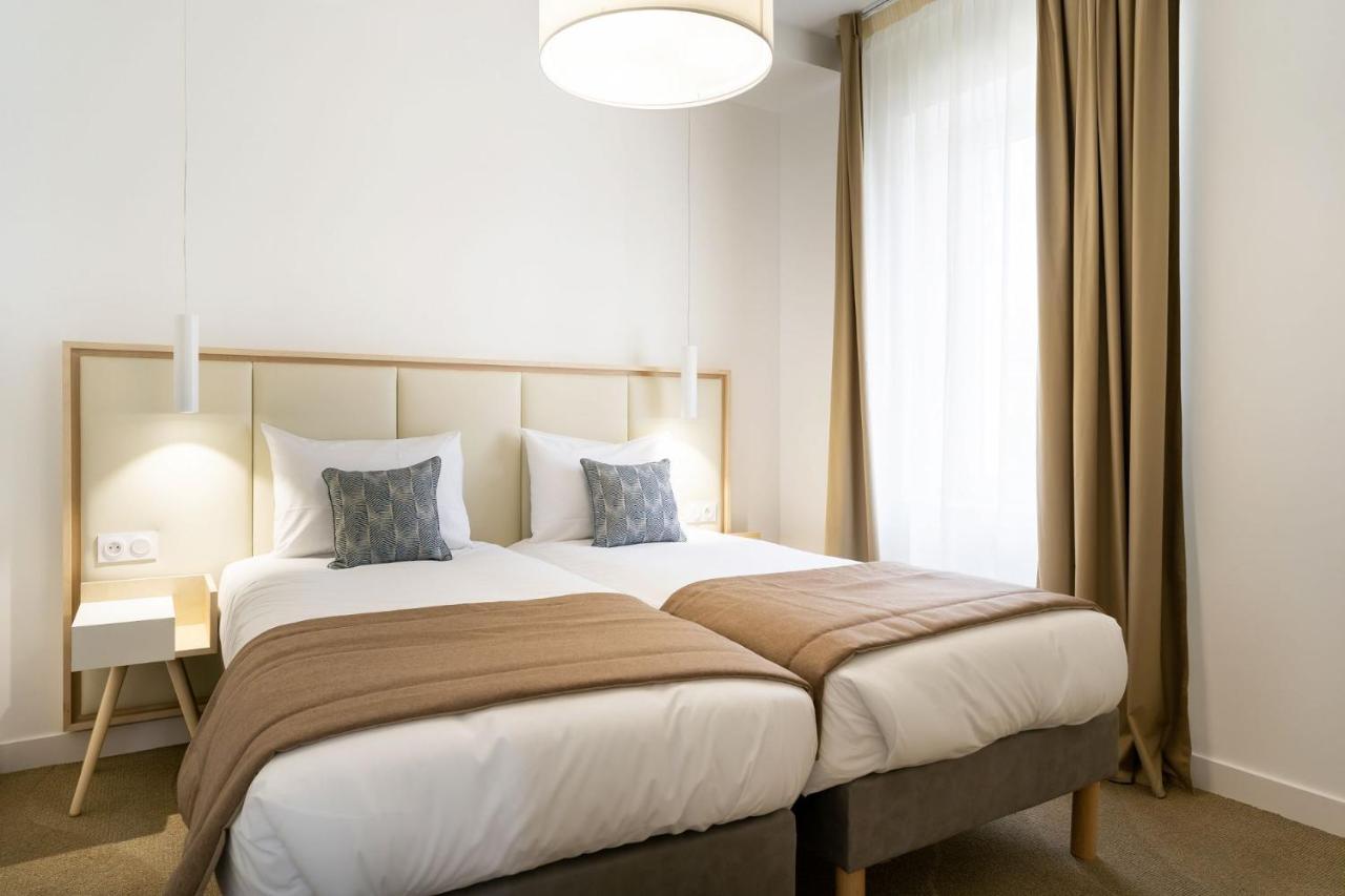Twin Room,1415397072:JPEG