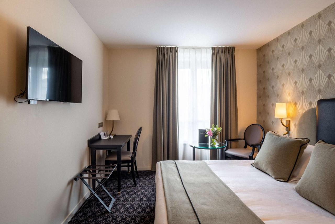 Comfort Queen Room