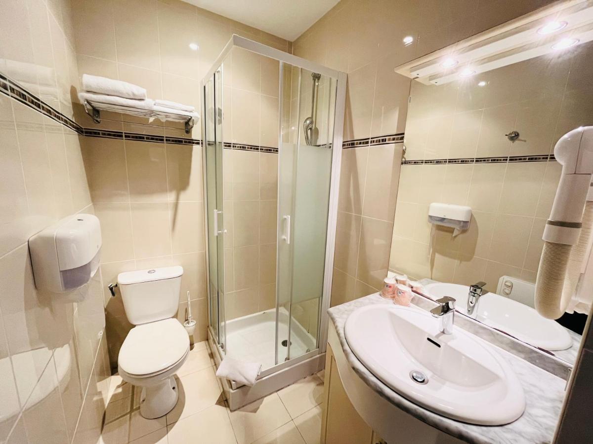 Double Room Street View