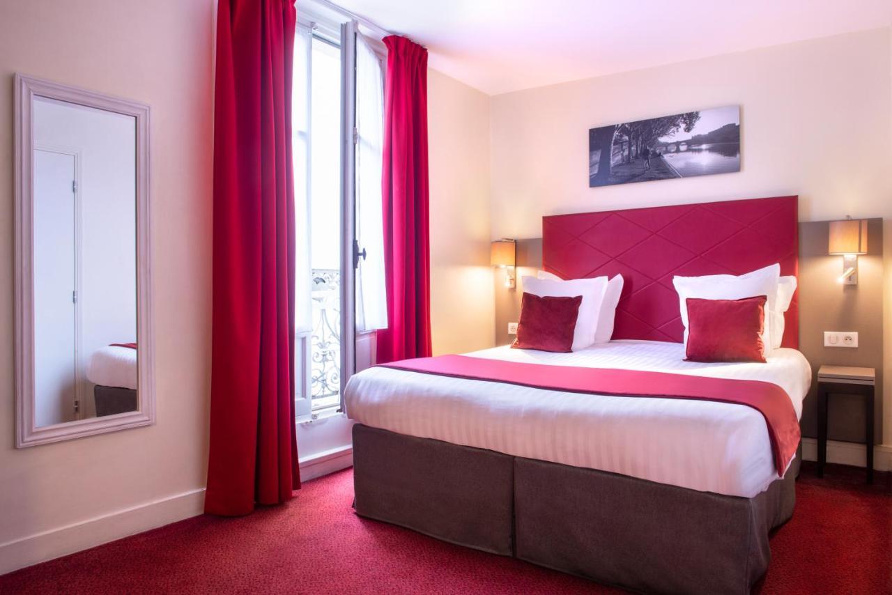 Standard Double or Twin Room Balcony