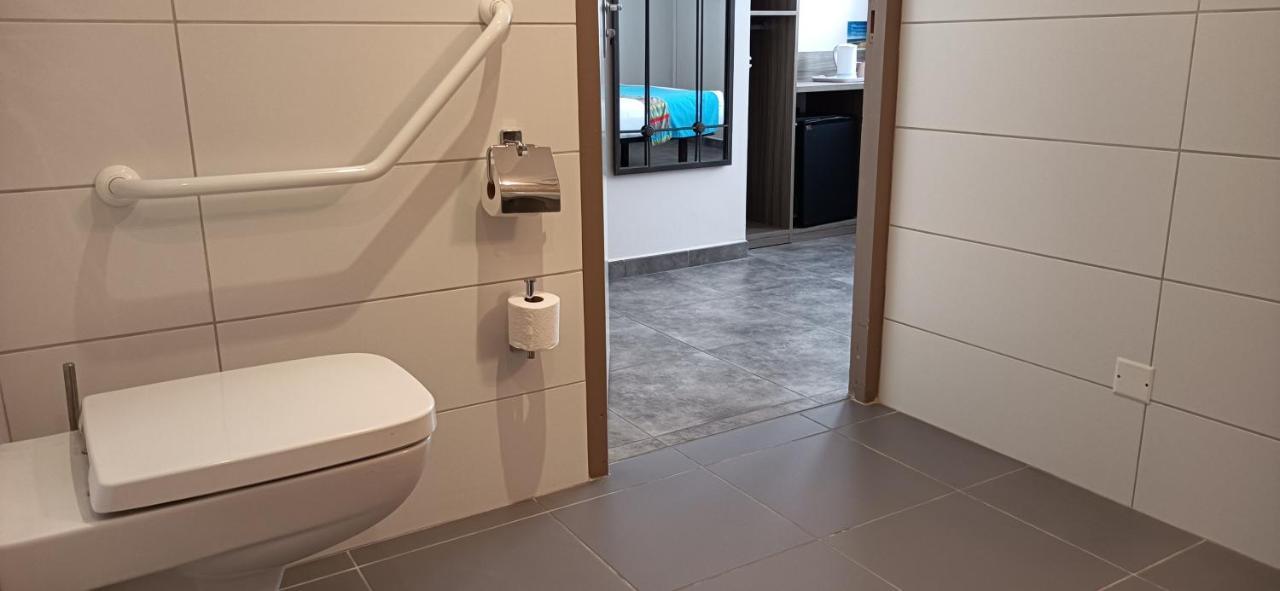 Double or Twin Room Disability Access