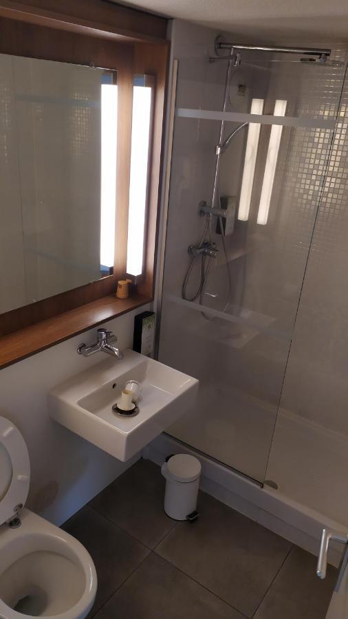 Standard Double Room One Single Bed Up to Ten Years