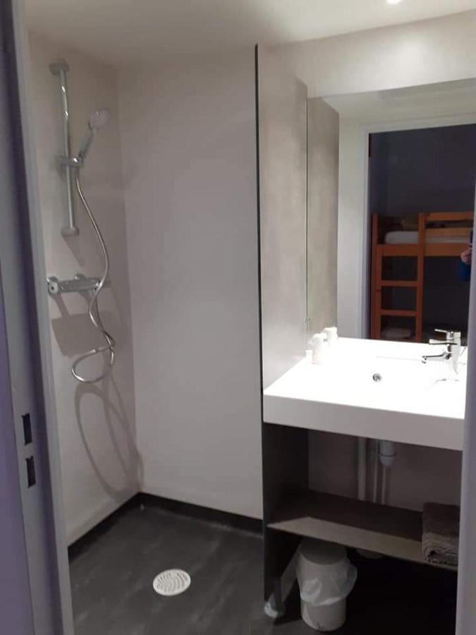 Family Room Shower
