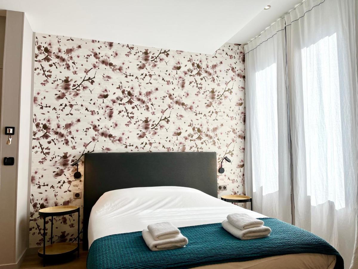 Double Room with Private External Bathroom,1428318667:JPEG