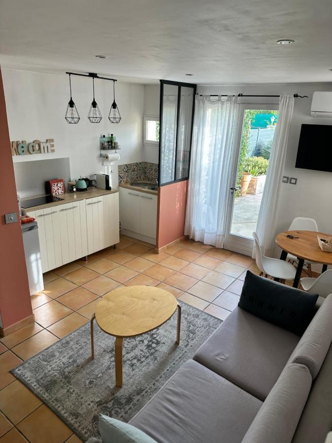 Triple Room Private External Bathroom