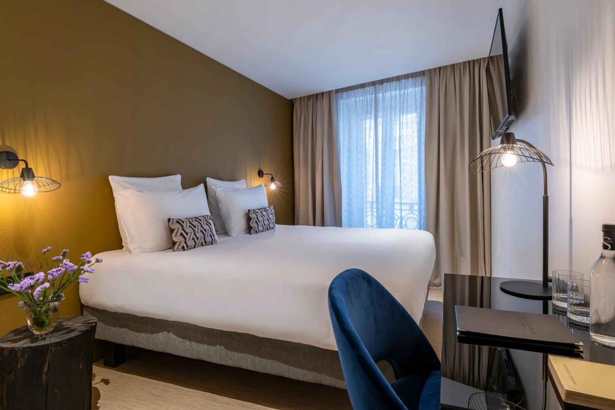 Superior Room,1437067798:JPEG