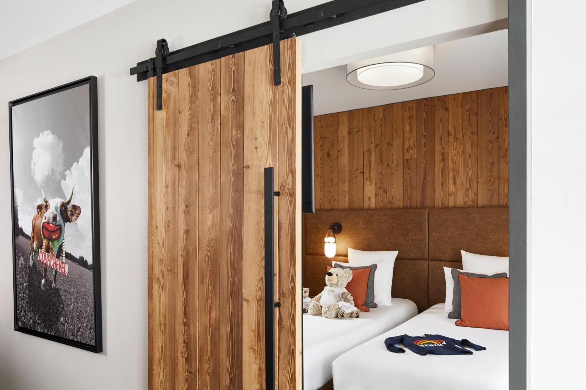 Family Suite High Tea dec-april Aquapark access
