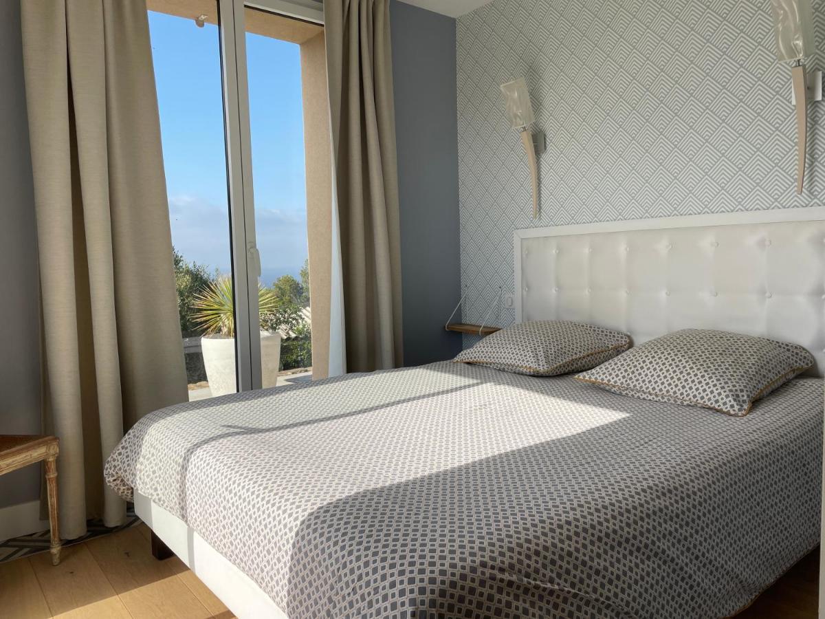 Apartment with Garden View,1465964774:JPEG