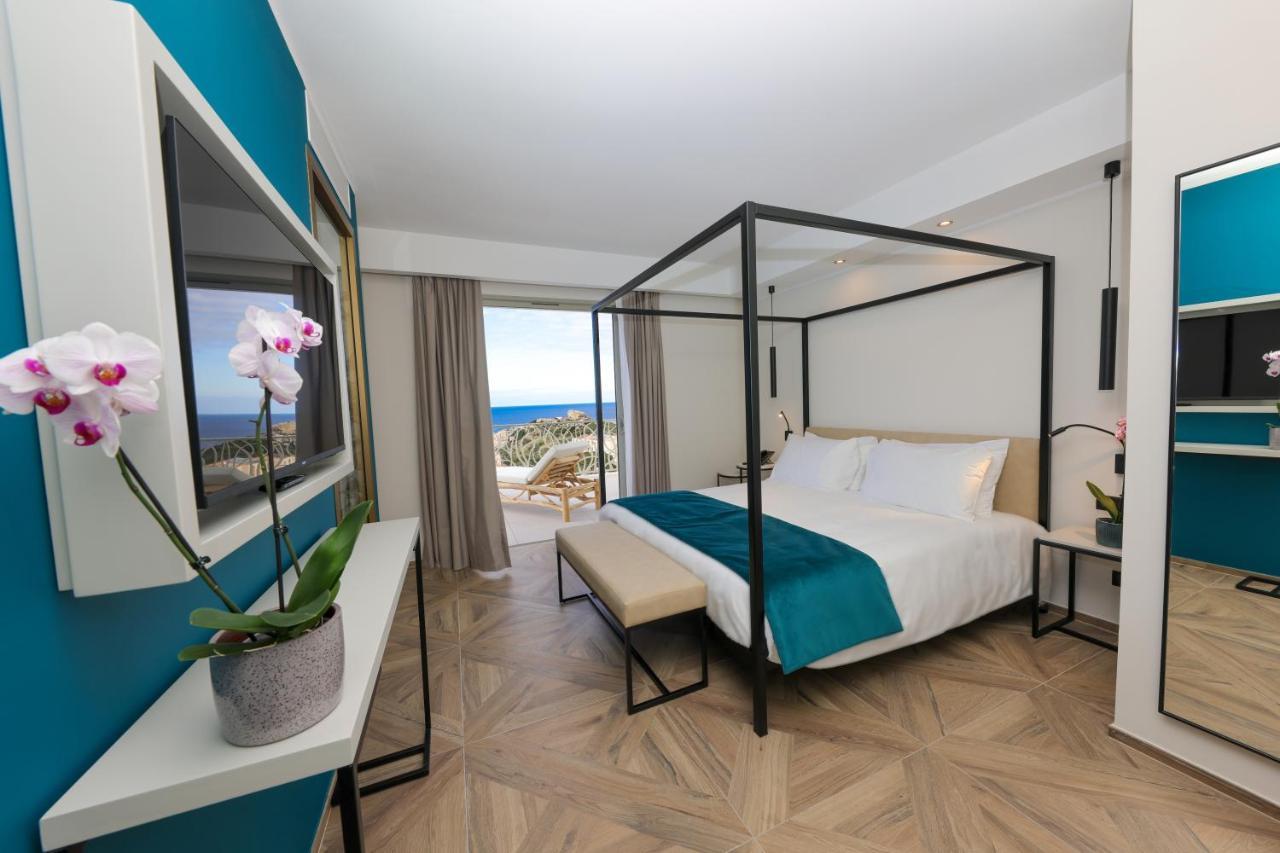 Deluxe Suite Sea View terrace
