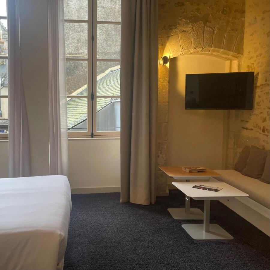 Queen Room,1469705477:JPEG