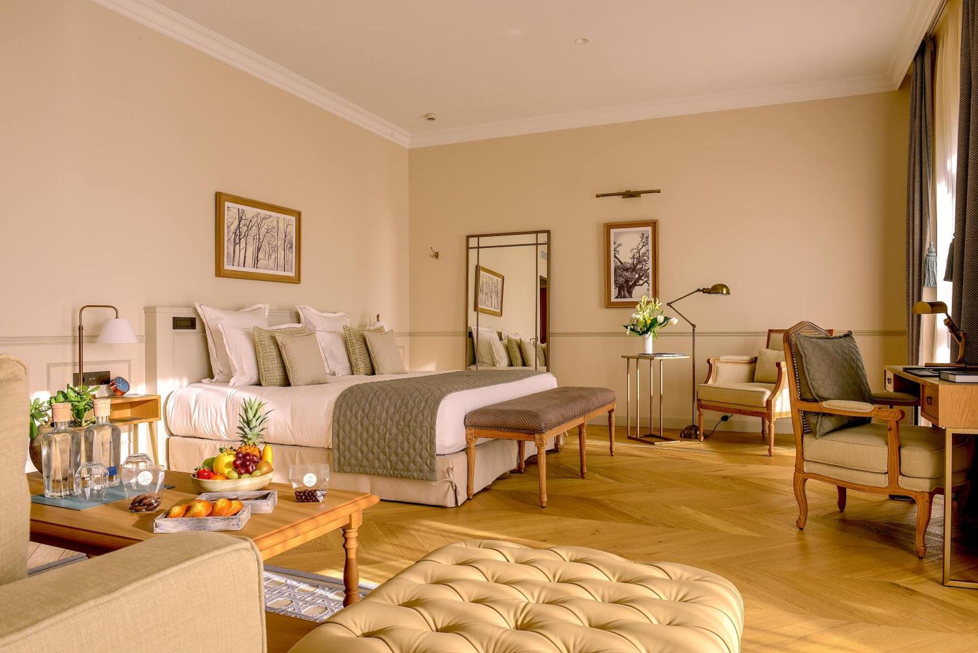 Junior Suite,1546841575:JPEG