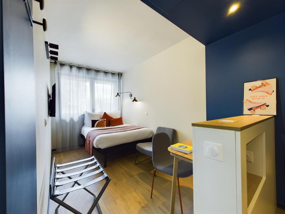 La Room Standard