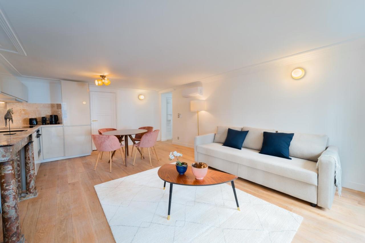 Deluxe Apartment,1483867220:JPEG