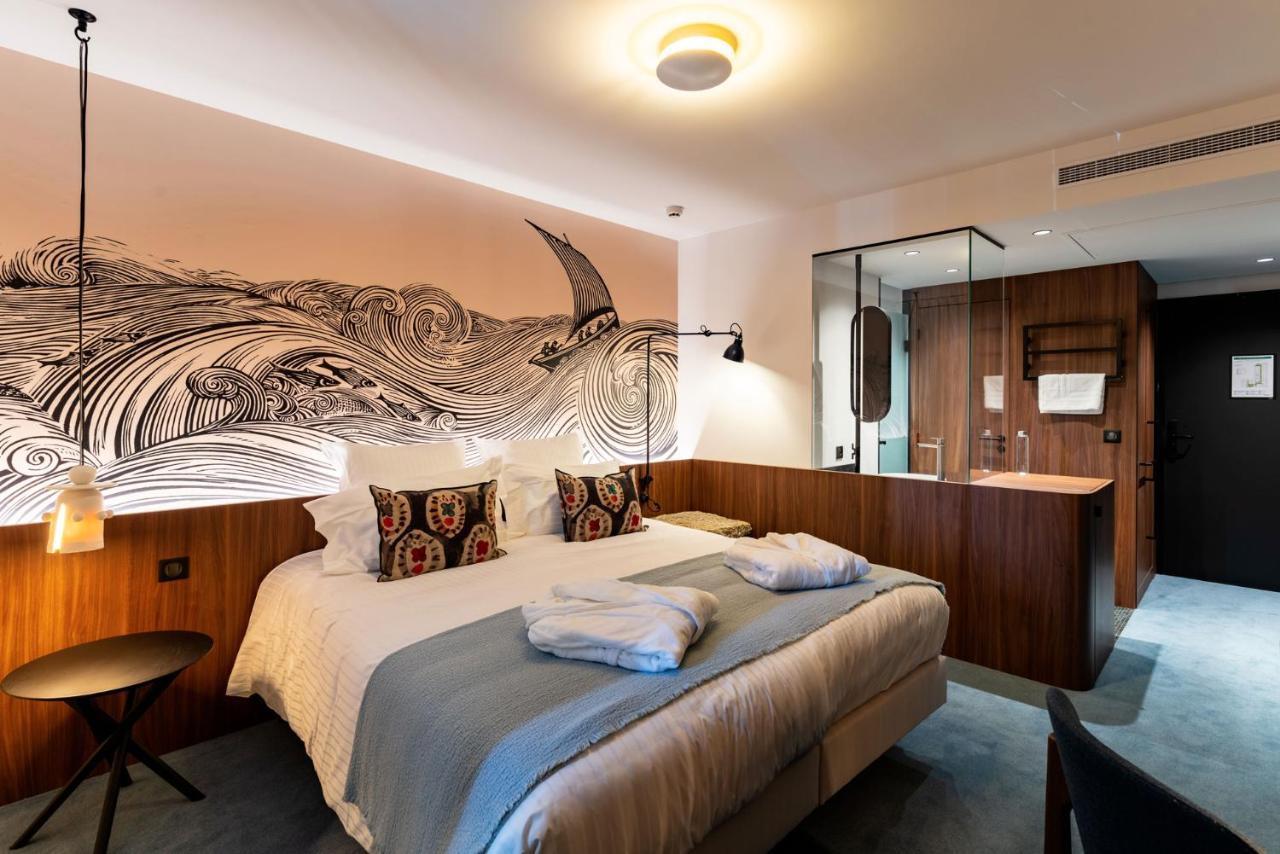 Double or Twin Room with Sea View,1487869738:JPEG