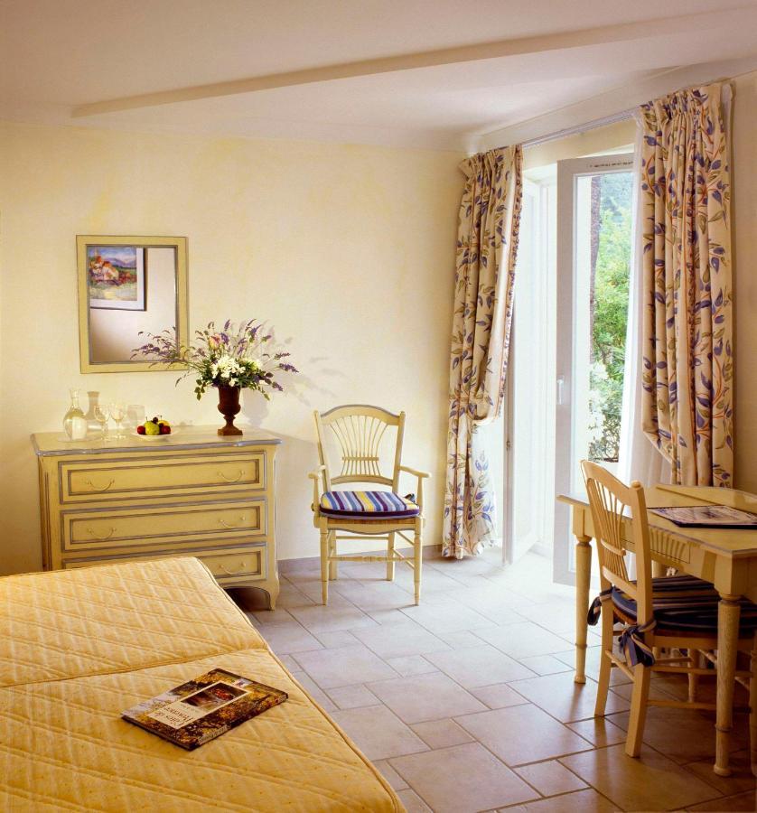 Standard Queen Room Non-Smoking or Ground Floor