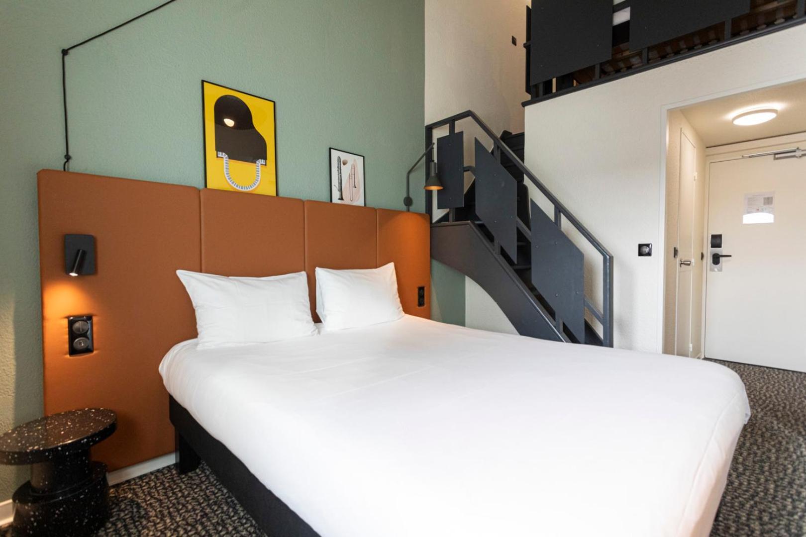 Chambre Standard avec 1 Lit Double et 2 Lits Simples - Vue sur Océan
