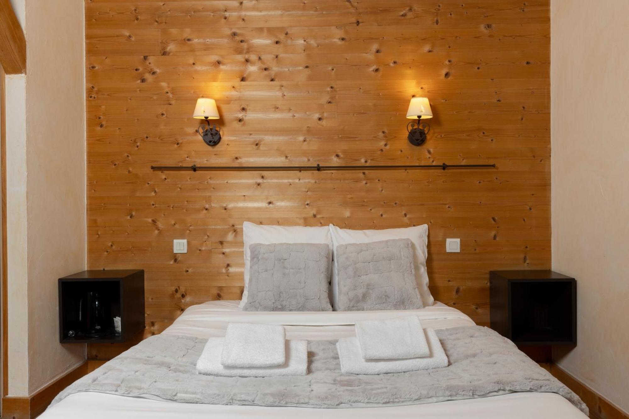 Double Room Valley Side