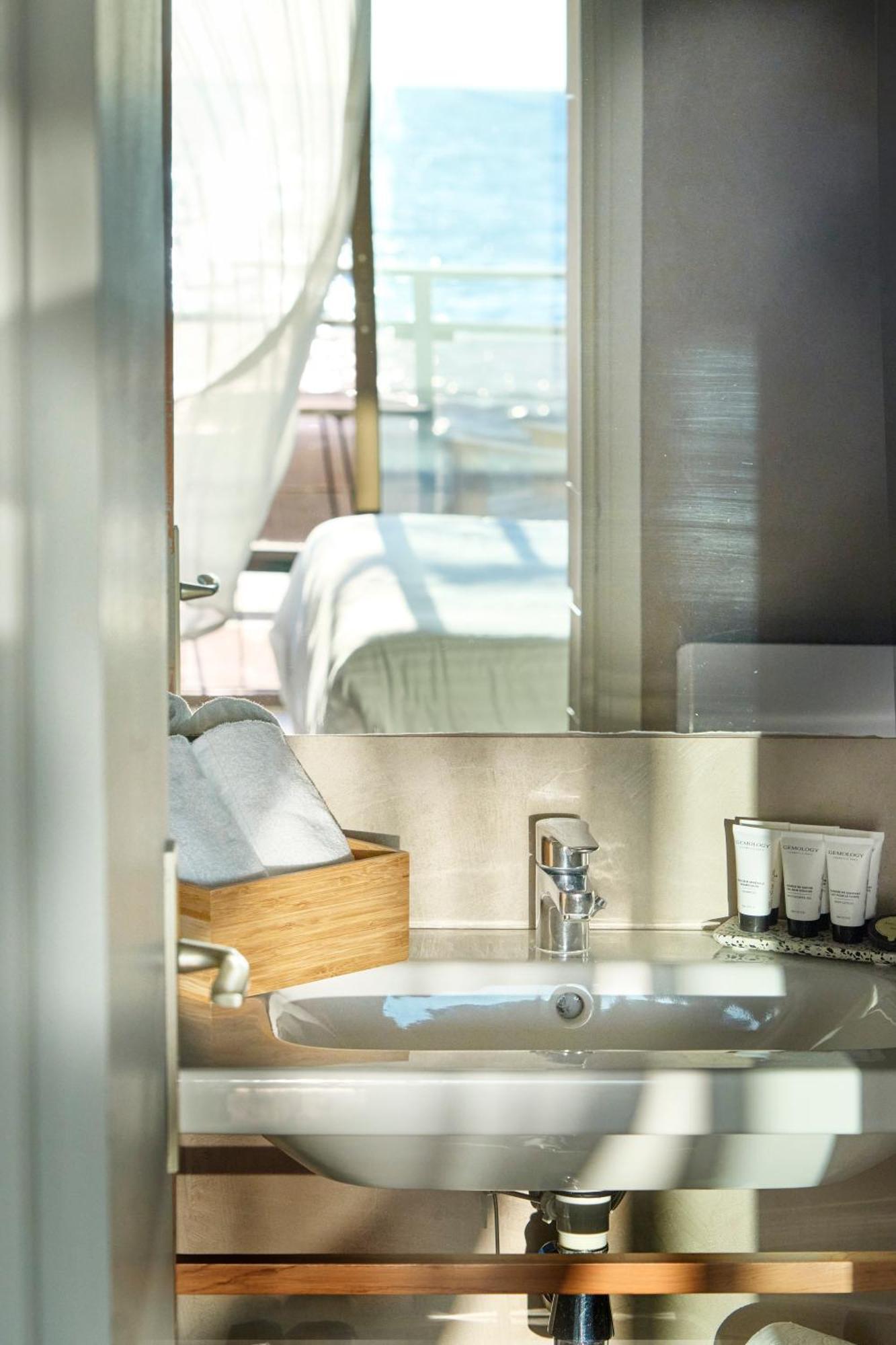 Double Room Terrace Sea View