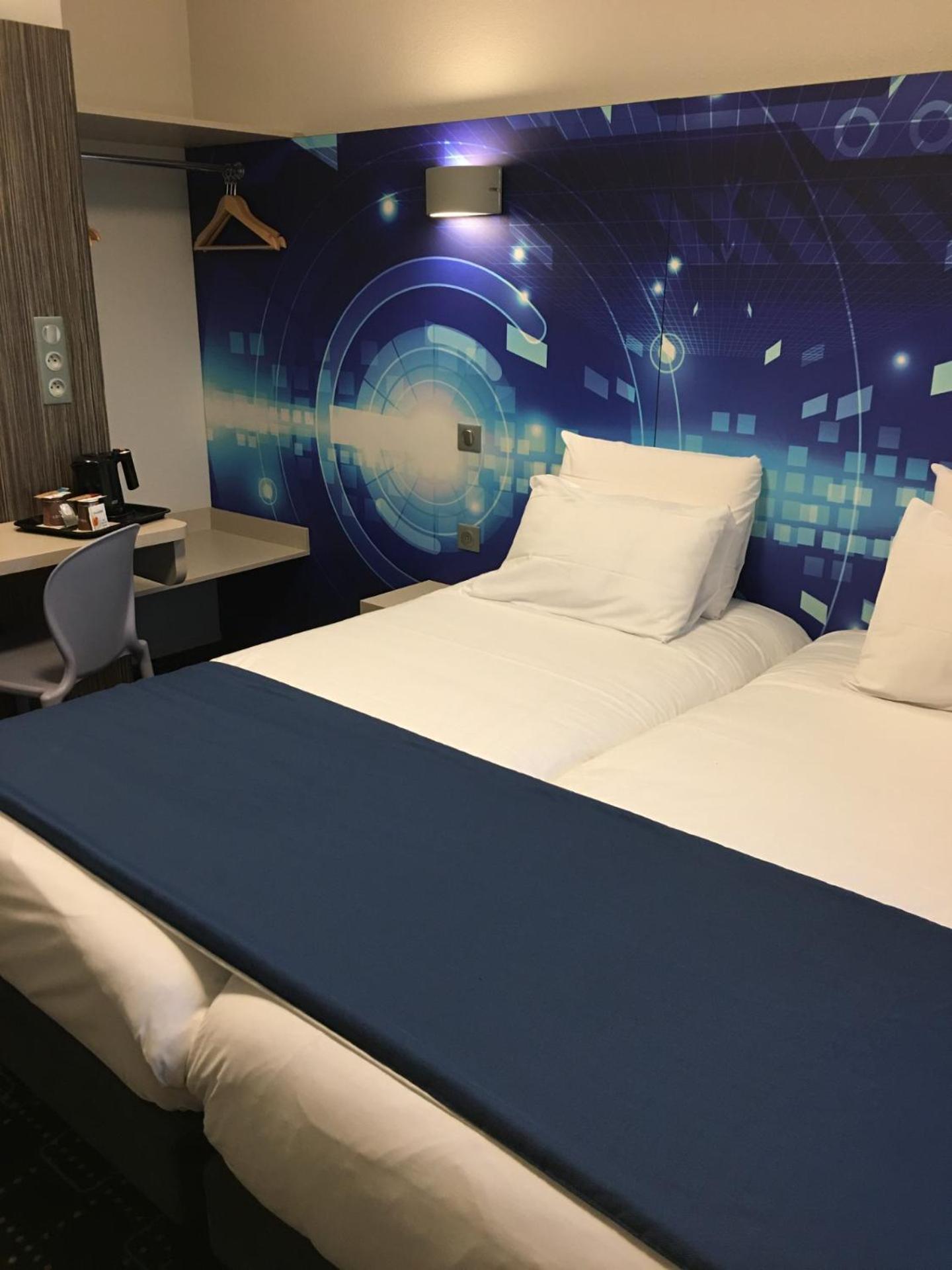 Standard Room 3 Single Beds
