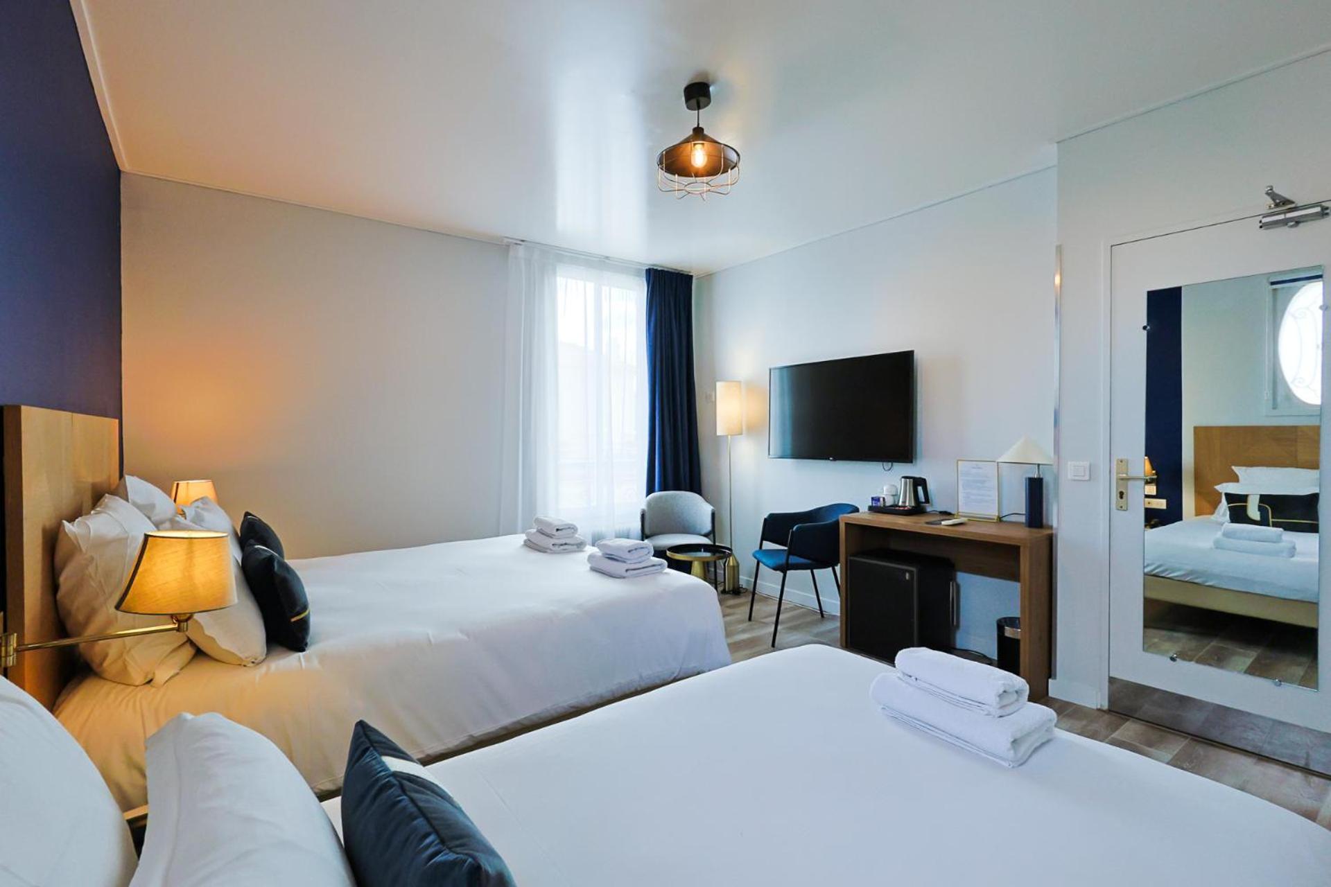 Triple Room