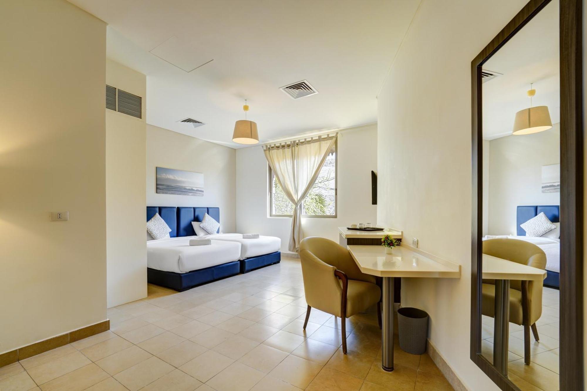 Deluxe Room Street side