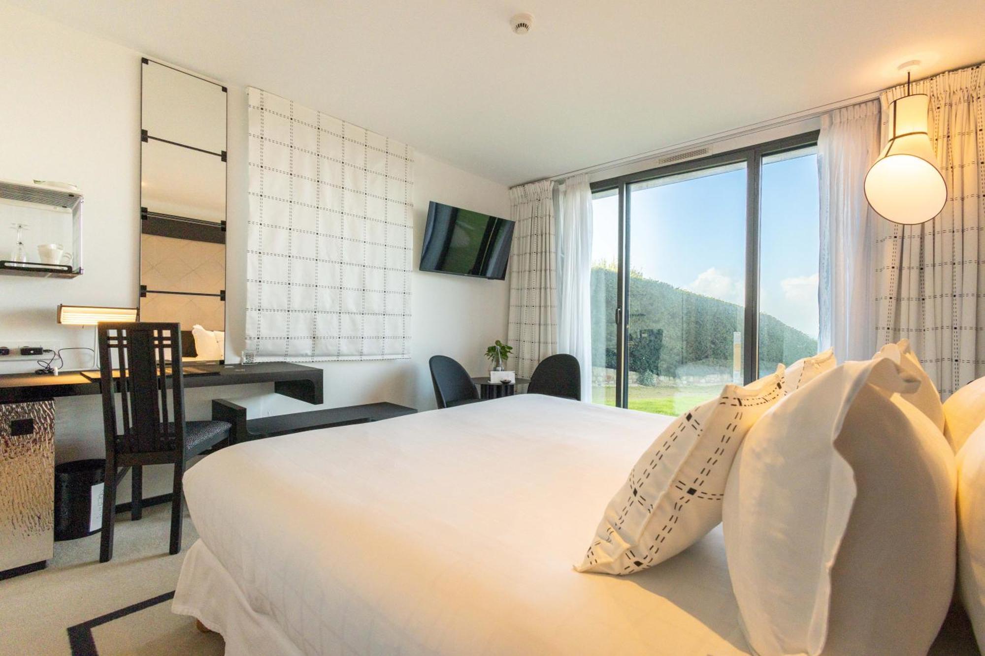 Double Room Ground Floor Sea Side,1527519103:JPEG