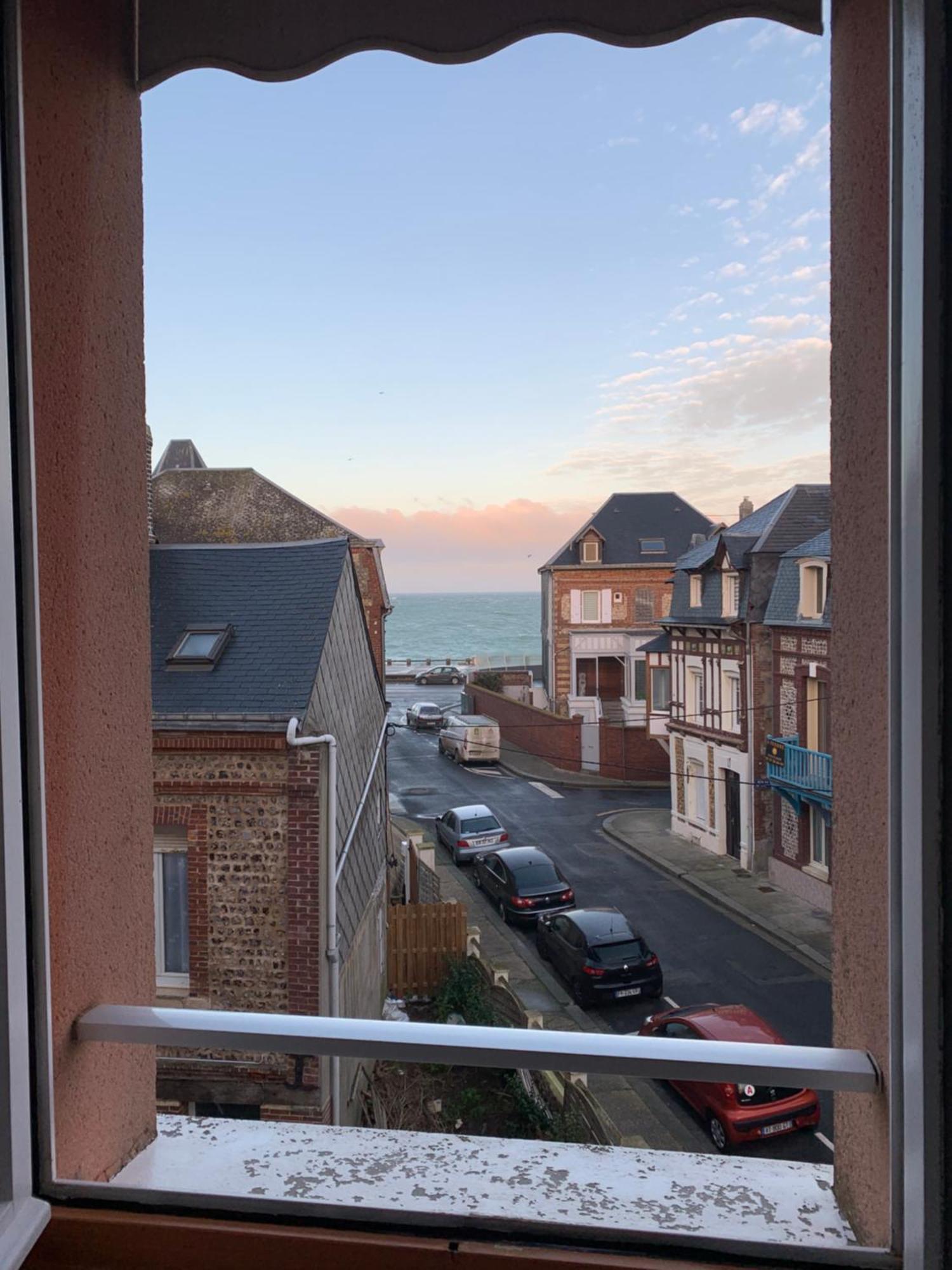 Chambre Double Supérieure - Vue Partielle sur Mer