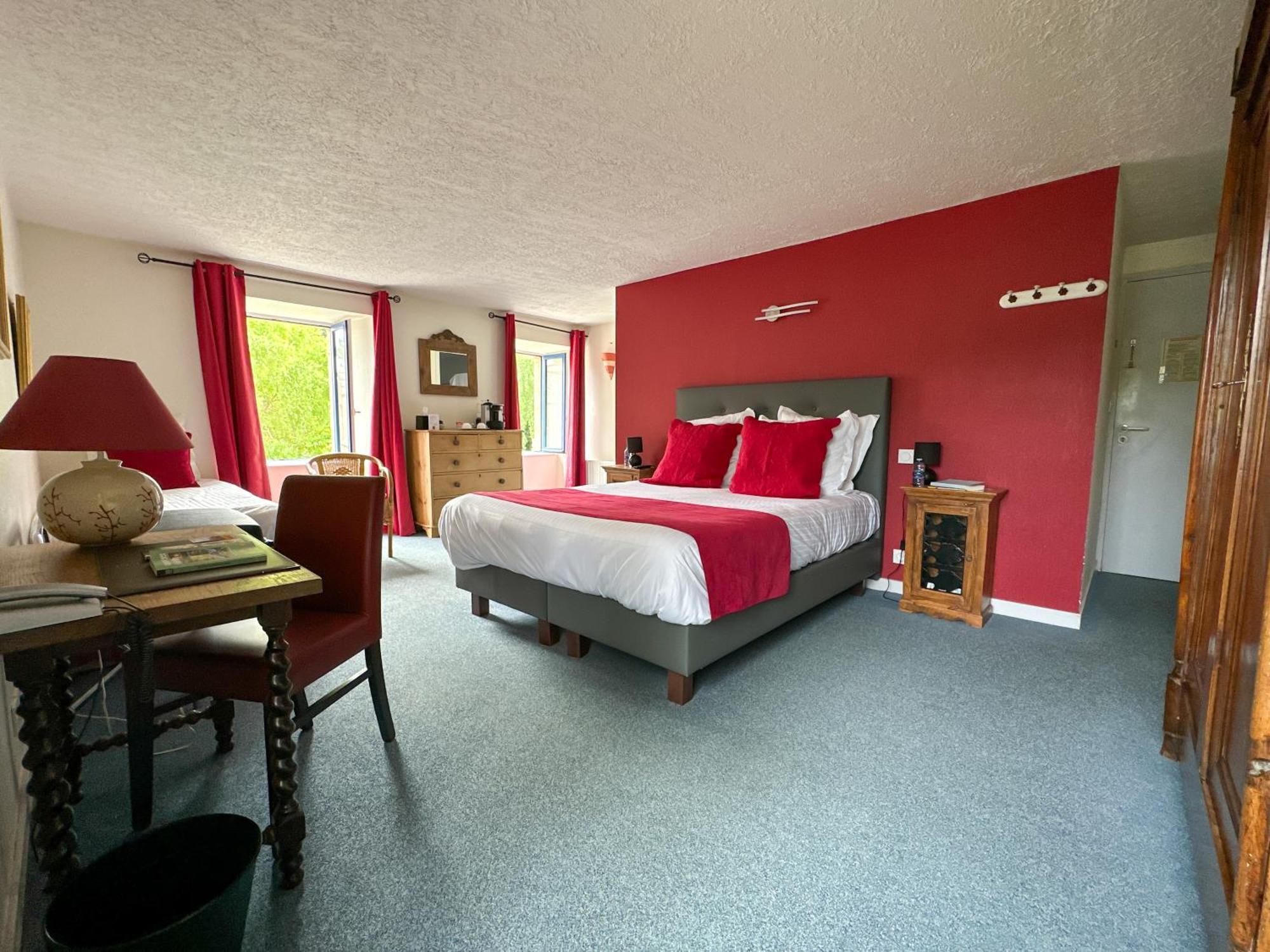 Triple Room