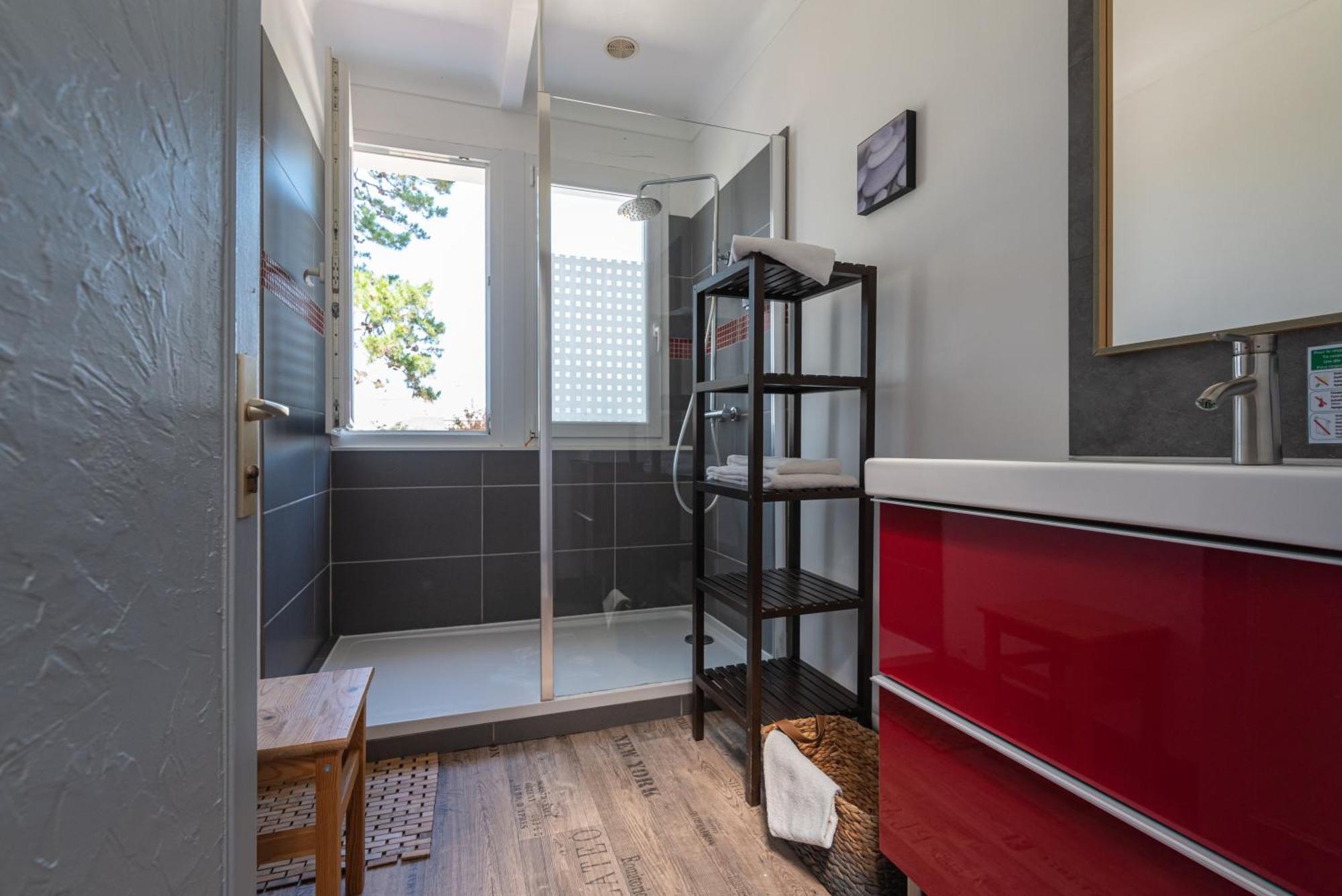 Chambre Double avec Douche Commune