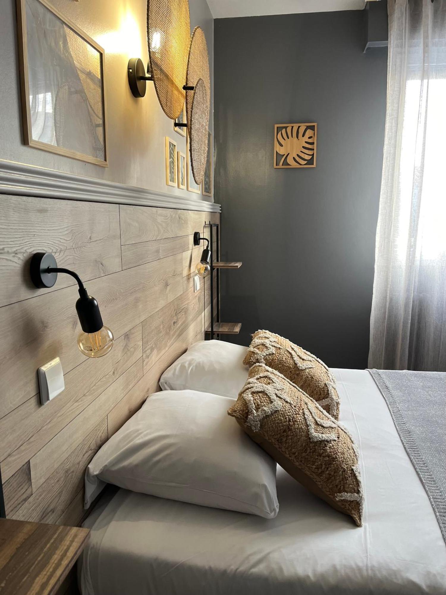 Chambre Double - Vue Partielle sur Mer.