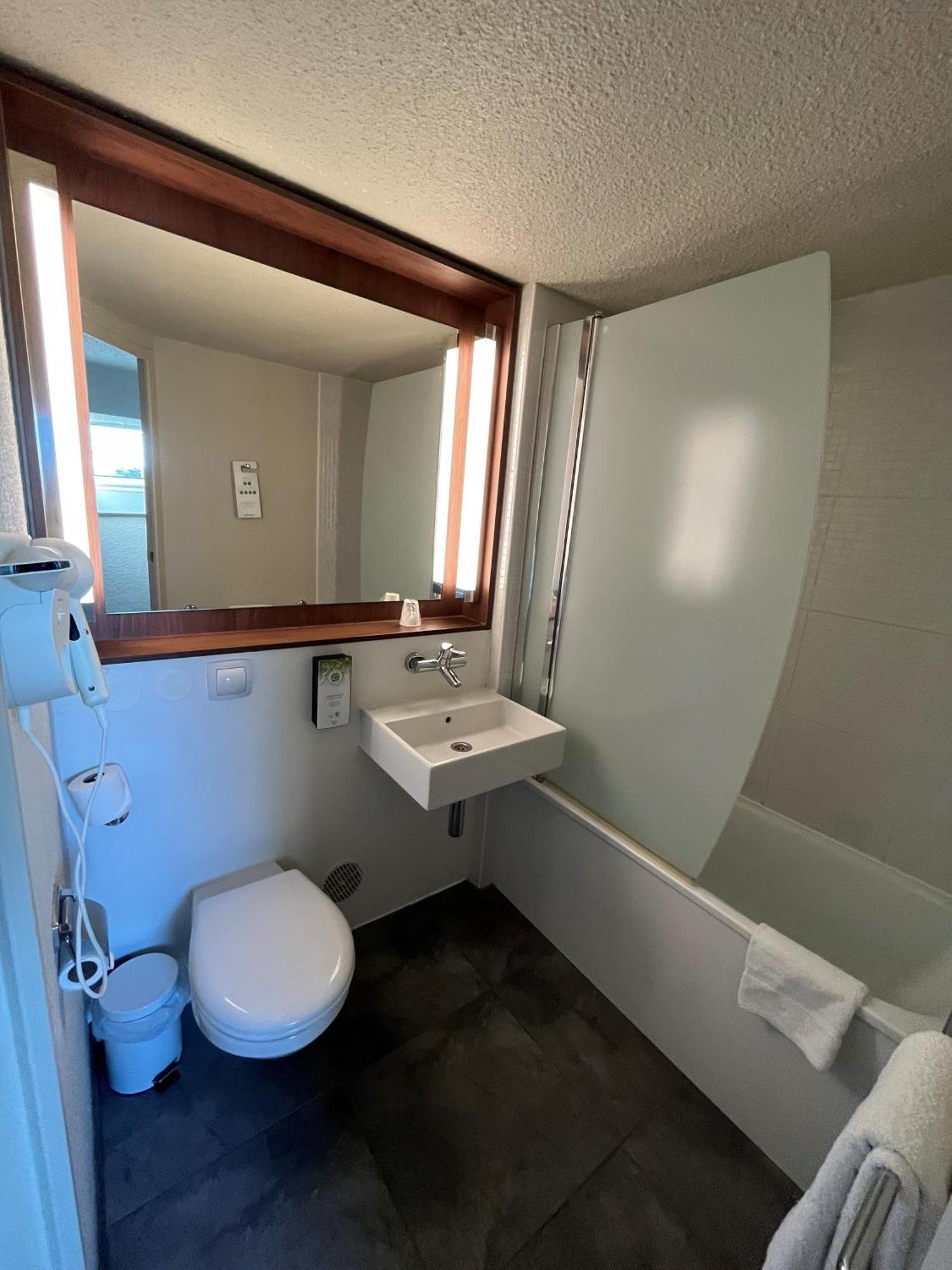 Standard Single Room,1539740230:JPEG
