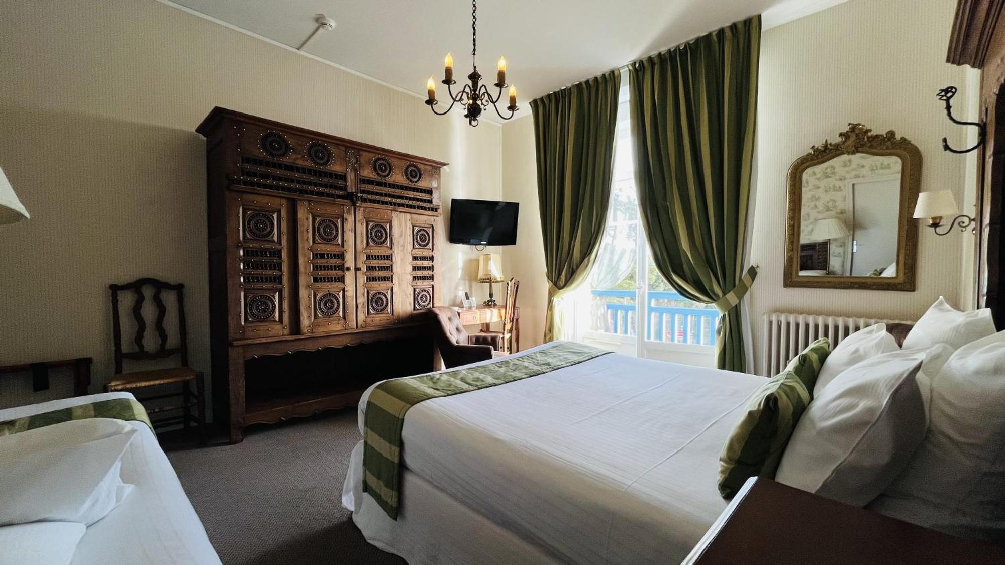 Triple Room Sea View
