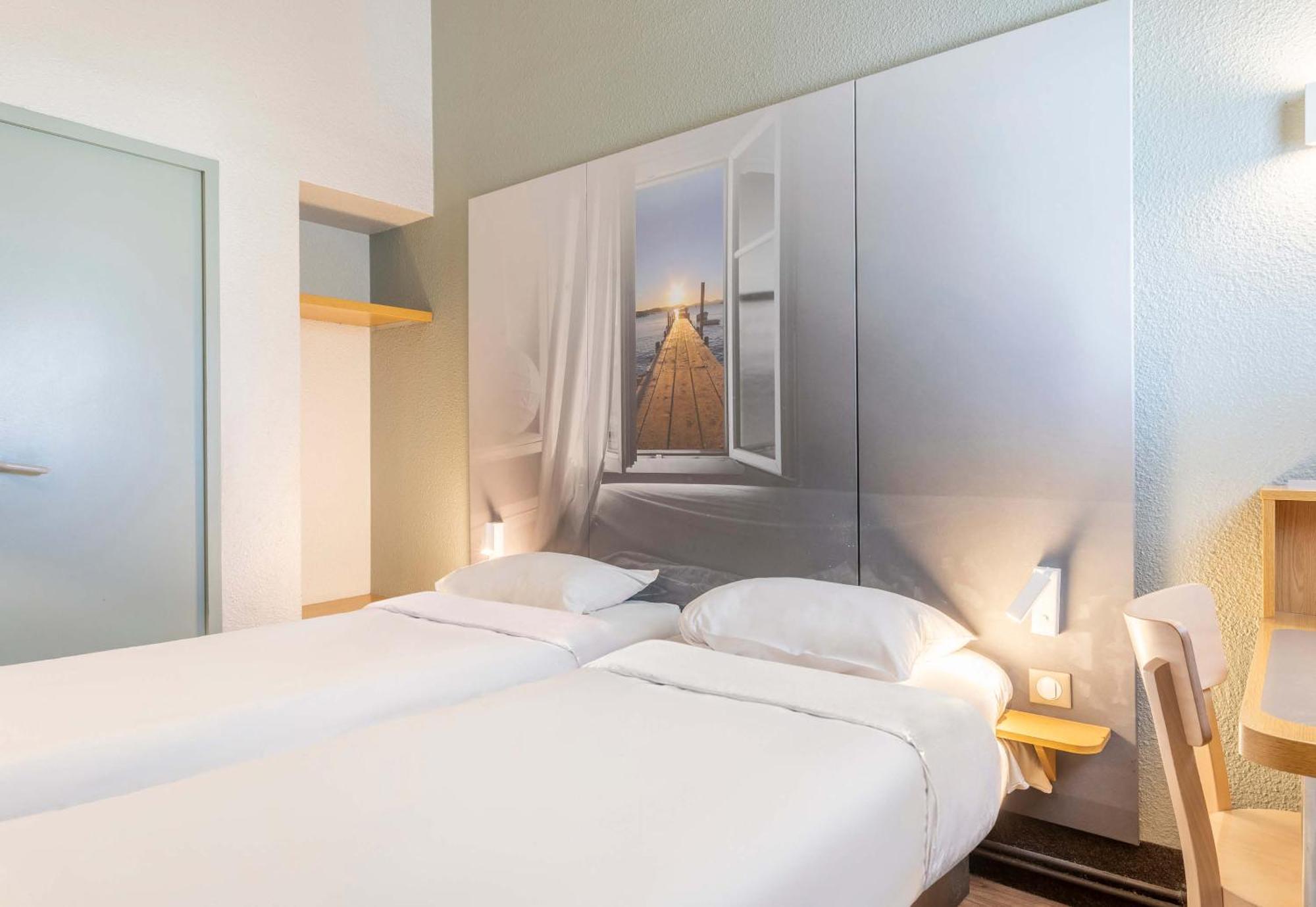 Twin Room,1215337780:JPEG