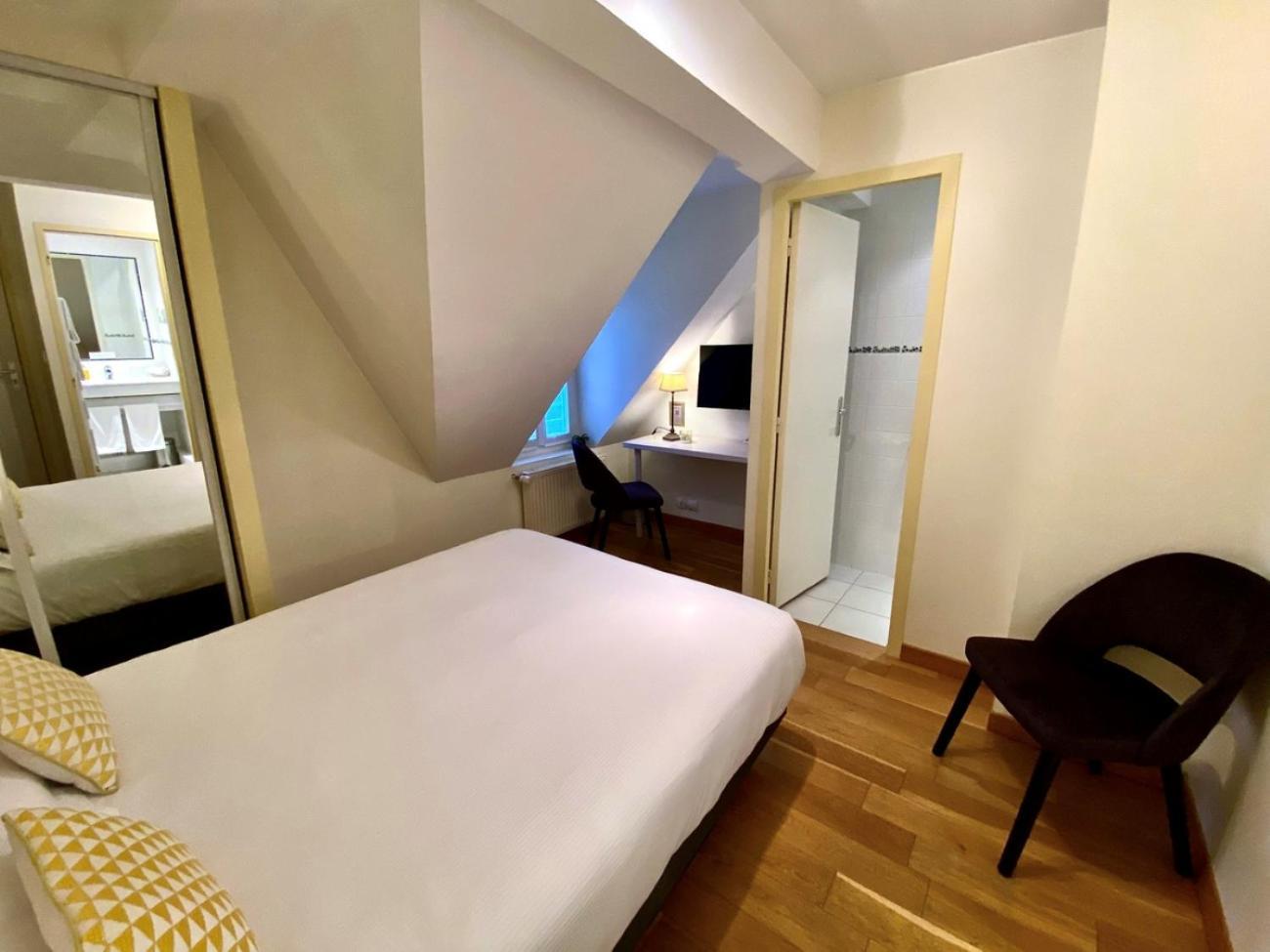 Classic Double Room