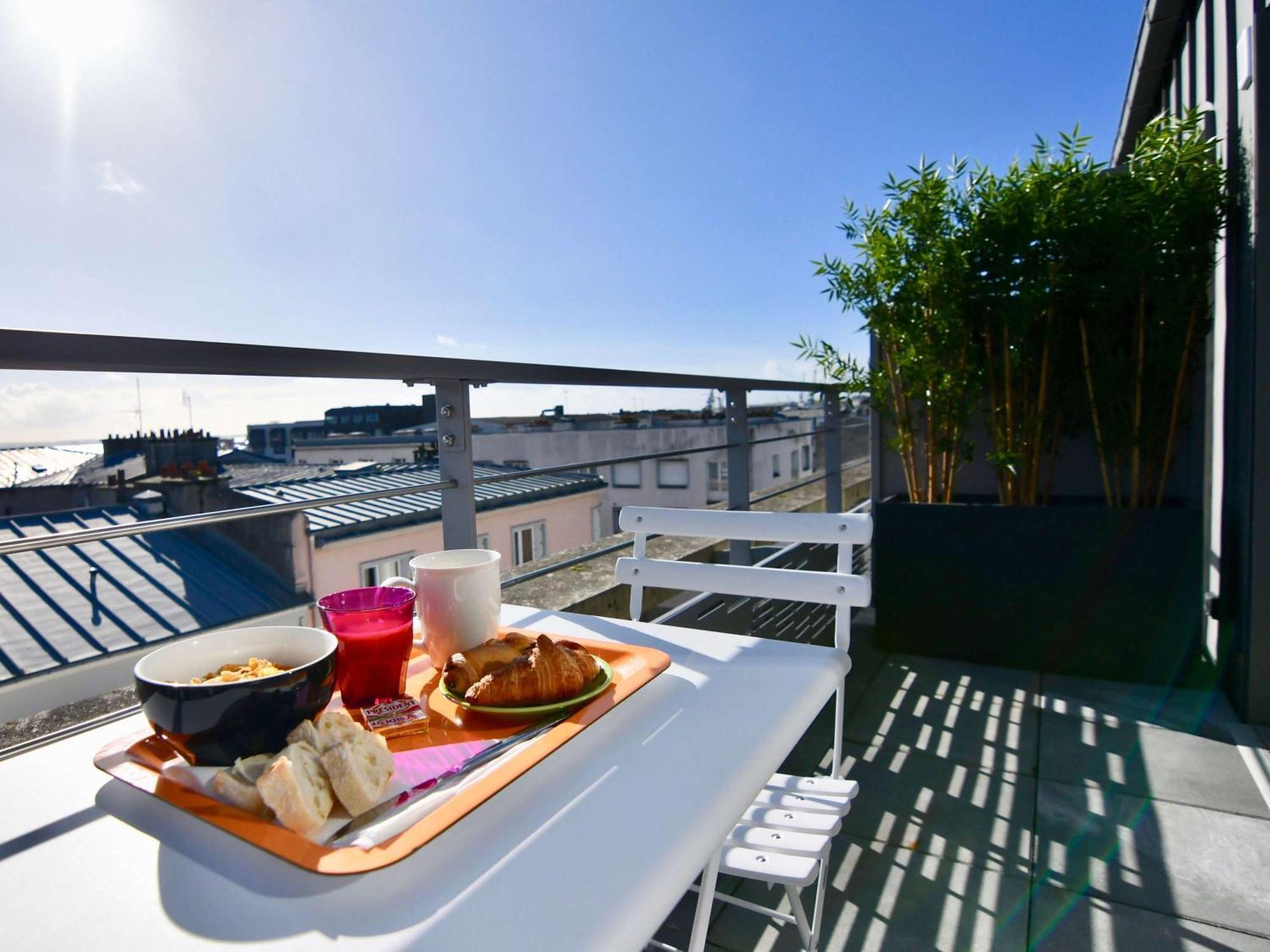 Deluxe Double Room Balcony